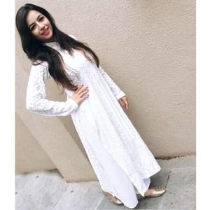 Meet your Posher, Alisha